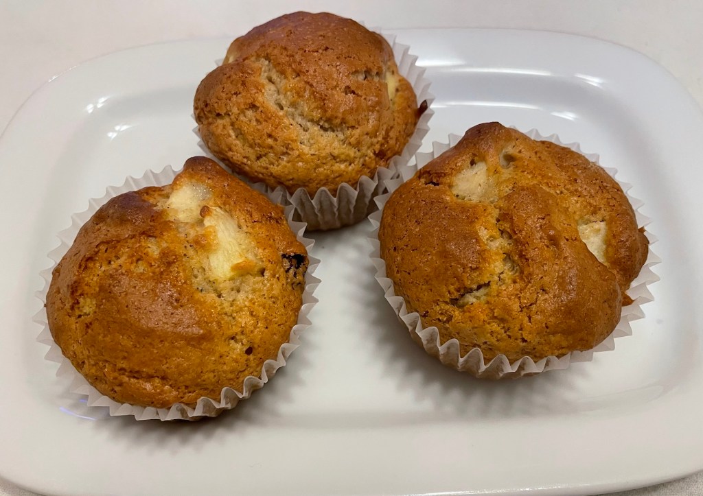 Apple Raisin Muffins